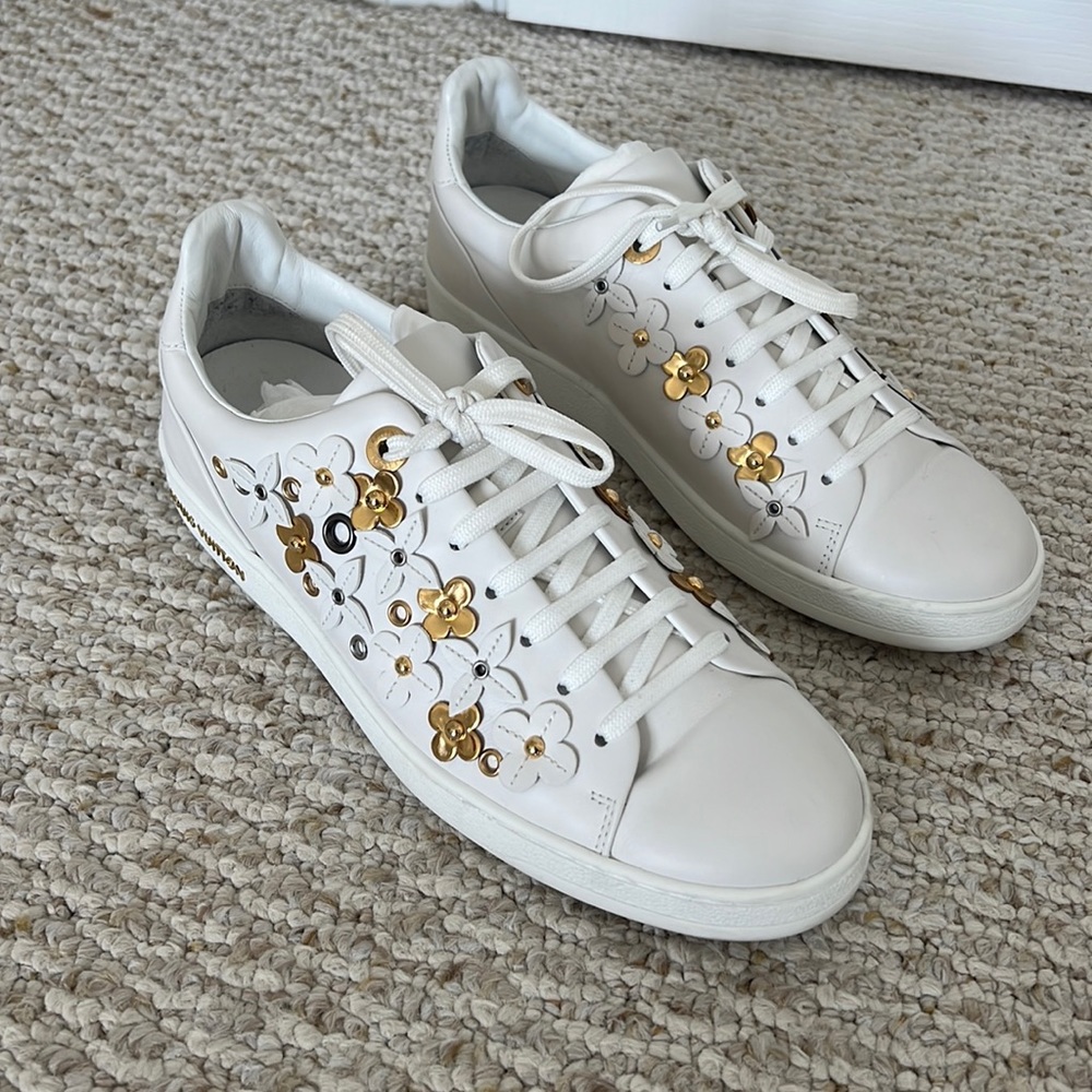Louis Vuitton White Leather Blossom Floral Embellished Low Top Sneakers